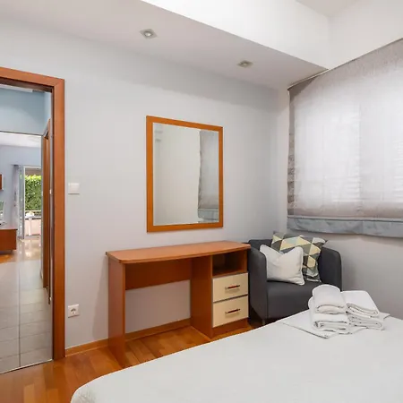 Brkic With Private Parking Lejlighed Makarska