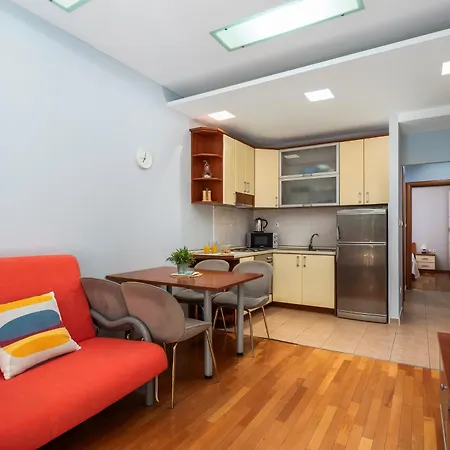 Brkic With Private Parking Apartment *