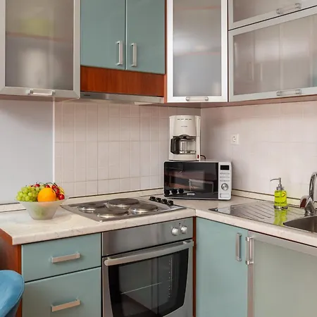 Apartment Brkic With Private Parking *