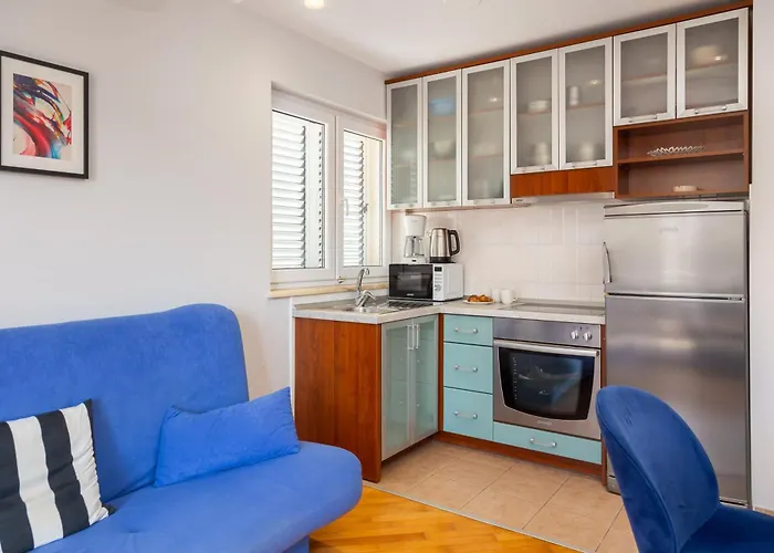 Brkic With Private Parking * מאקרסקה